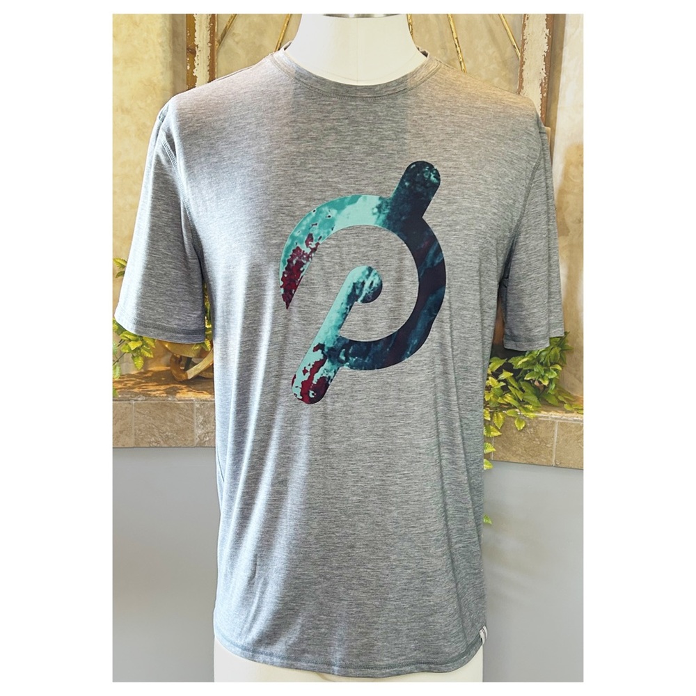 EUC Men's Peloton Radius Fourlaps Tee (S) in Grey
